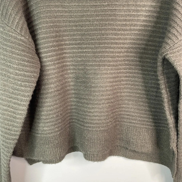 GARAGE NWT Blackened Pearl Grey Horizontal Rib Stitch Funnel Neck Sweater Size L - Picture 4 of 11